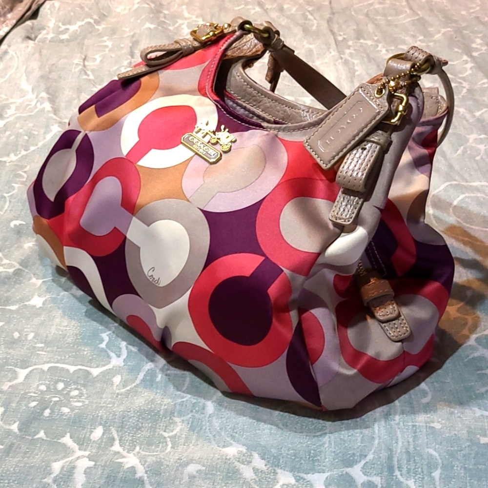 Coach Madison Maggie Shoulder Handbag